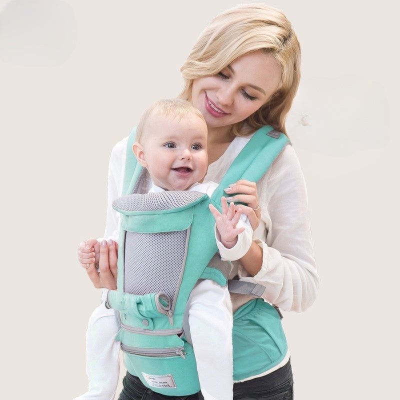porte bebe bleu heureux