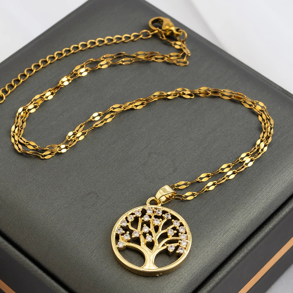 collier arbre de vie dore