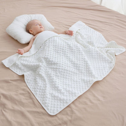 couverture bebe blanche